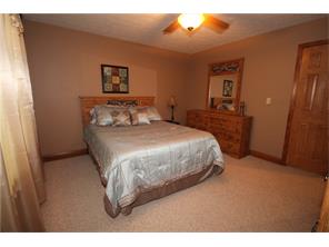 13400 S Base Rd, Columbus, IN 47201 photo 16