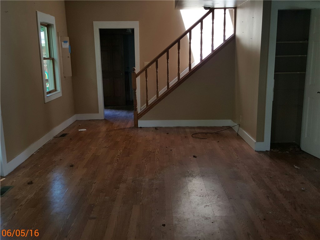 405 E Broadway Ave, Arcadia, IN 46030 photo 4