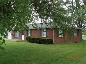 11033 E Coffey Dr, Columbus, IN 47203 photo 2