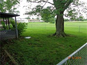 11033 E Coffey Dr, Columbus, IN 47203 photo 3