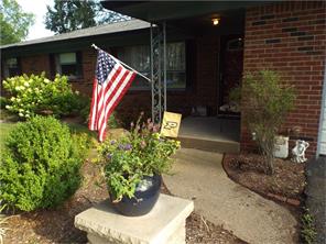 6501 Apache Dr, Indianapolis, IN 46254 photo 2