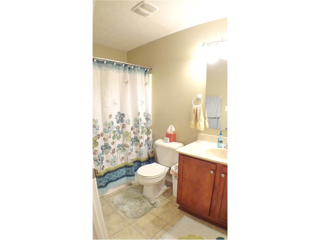 1345 Softwind Dr, Indianapolis, IN 46260 photo 18