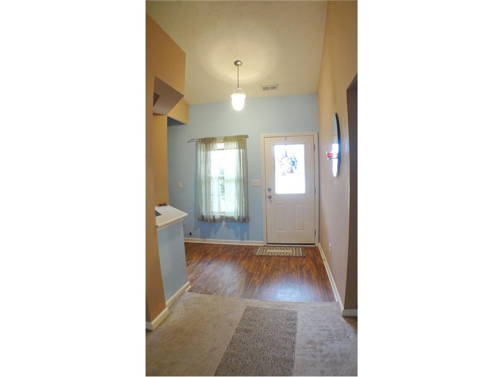 1345 Softwind Dr, Indianapolis, IN 46260 photo 3