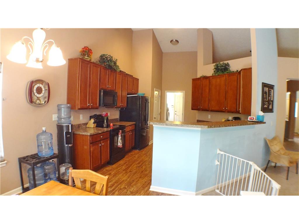 1345 Softwind Dr, Indianapolis, IN 46260 photo 9