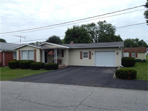 516 E Silver St, Knightstown, IN 46148 photo 1