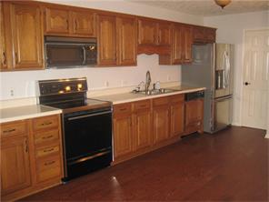 220 Andrews Blvd E, Plainfield, IN 46168 photo 4