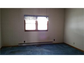 320 E 8th St, Rushville, IN 46173 photo 6