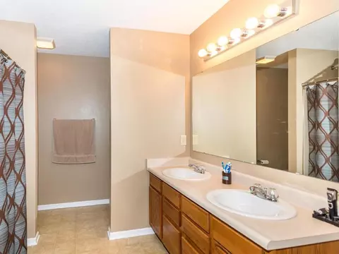 9451 W Quarter Moon Dr, Pendleton, IN 46064 photo 13