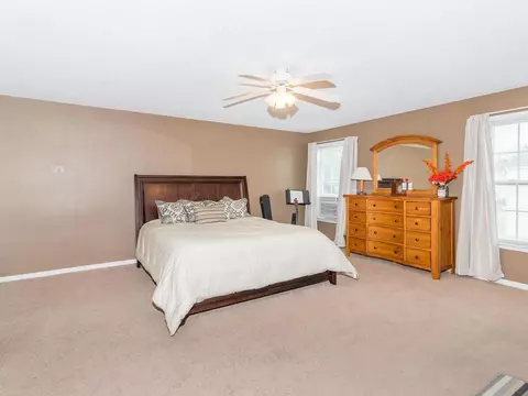 9451 W Quarter Moon Dr, Pendleton, IN 46064 photo 11