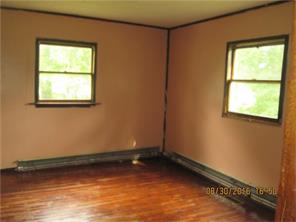 875 E 4th St, Clinton, IN 47842 photo 9