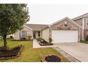 8320 S Evening Dr, Pendleton, IN 46064 photo 1