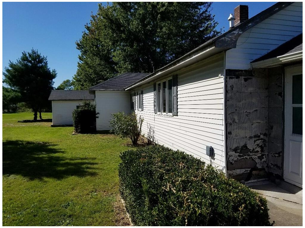 5930 N County Road 930 E, Forest, IN 46039 photo 3