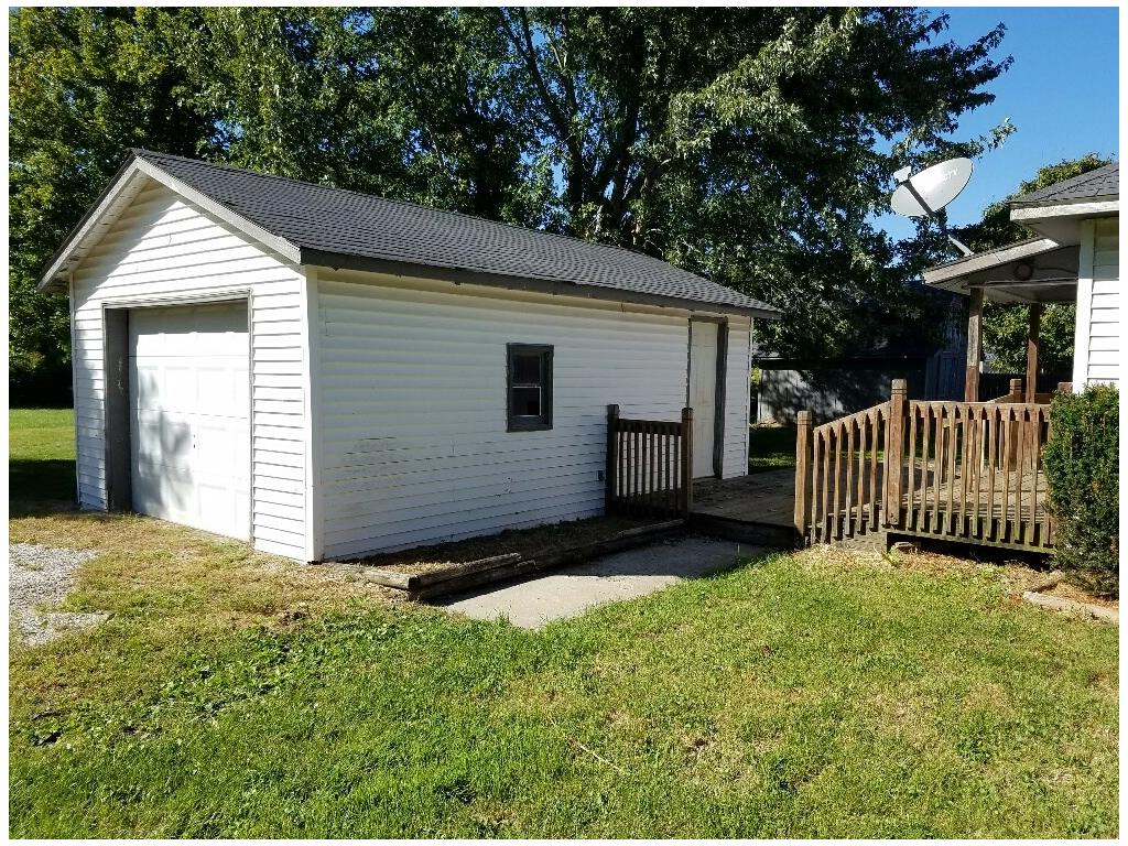 5930 N County Road 930 E, Forest, IN 46039 photo 4