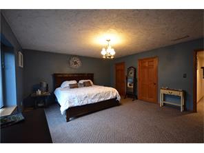 124 N Pendleton Ave, Pendleton, IN 46064 photo 11