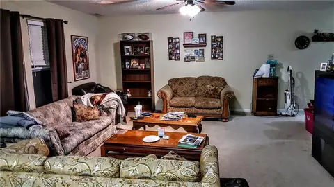 8183 S Firefly Dr, Pendleton, IN 46064 photo 4