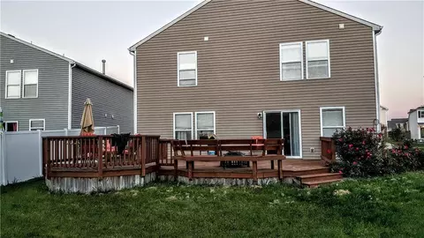 8183 S Firefly Dr, Pendleton, IN 46064 photo 2