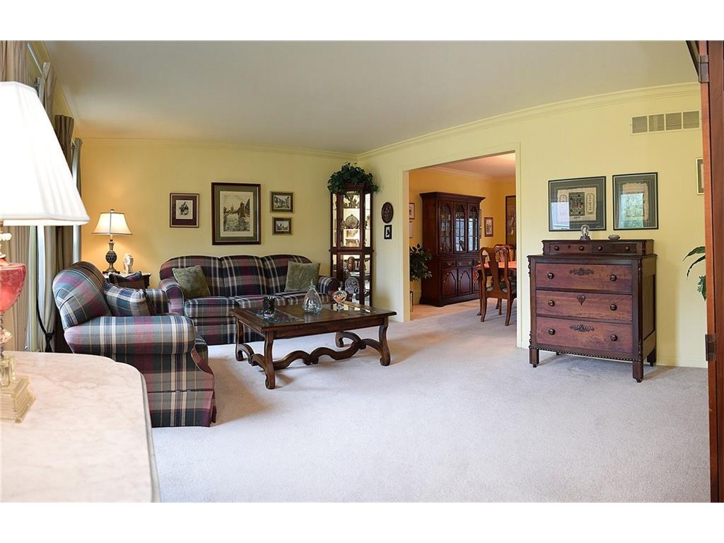 13024 Wembly Rd, Carmel, IN 46033 photo 4