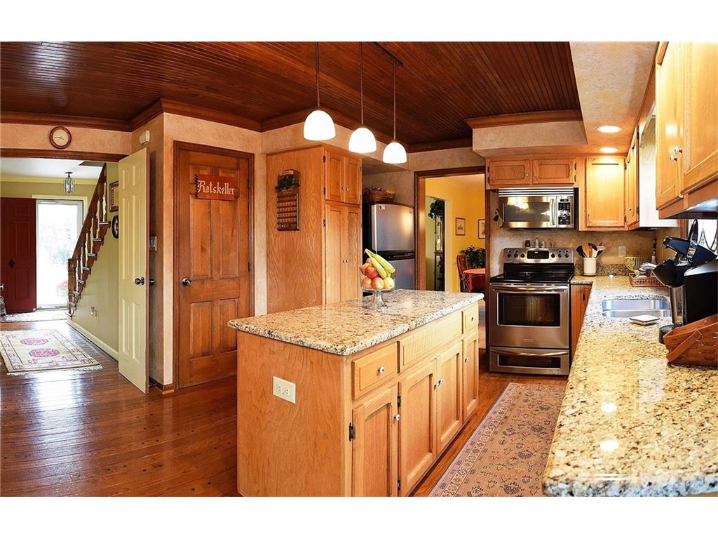 13024 Wembly Rd, Carmel, IN 46033 photo 8