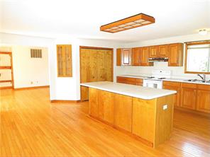 2210 Irwin Dr, Columbus, IN 47201 photo 7