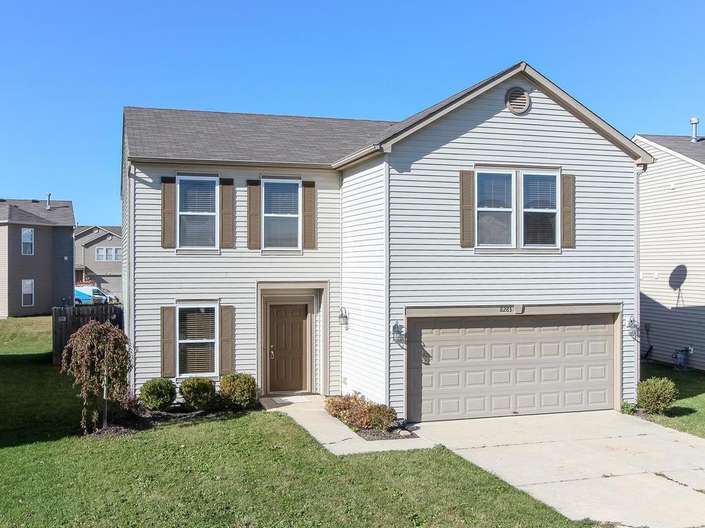 8283 S Canoe Trl, Pendleton, IN 46064 photo 1