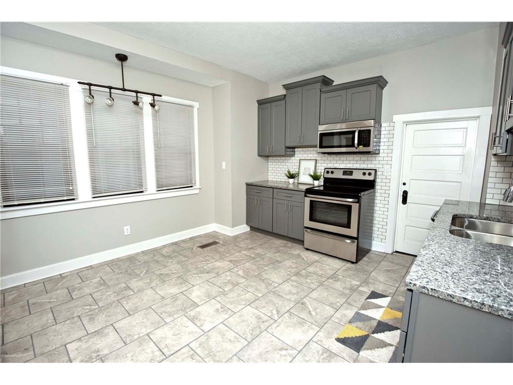 924 Eastern Ave, Indianapolis, IN 46201 photo 7