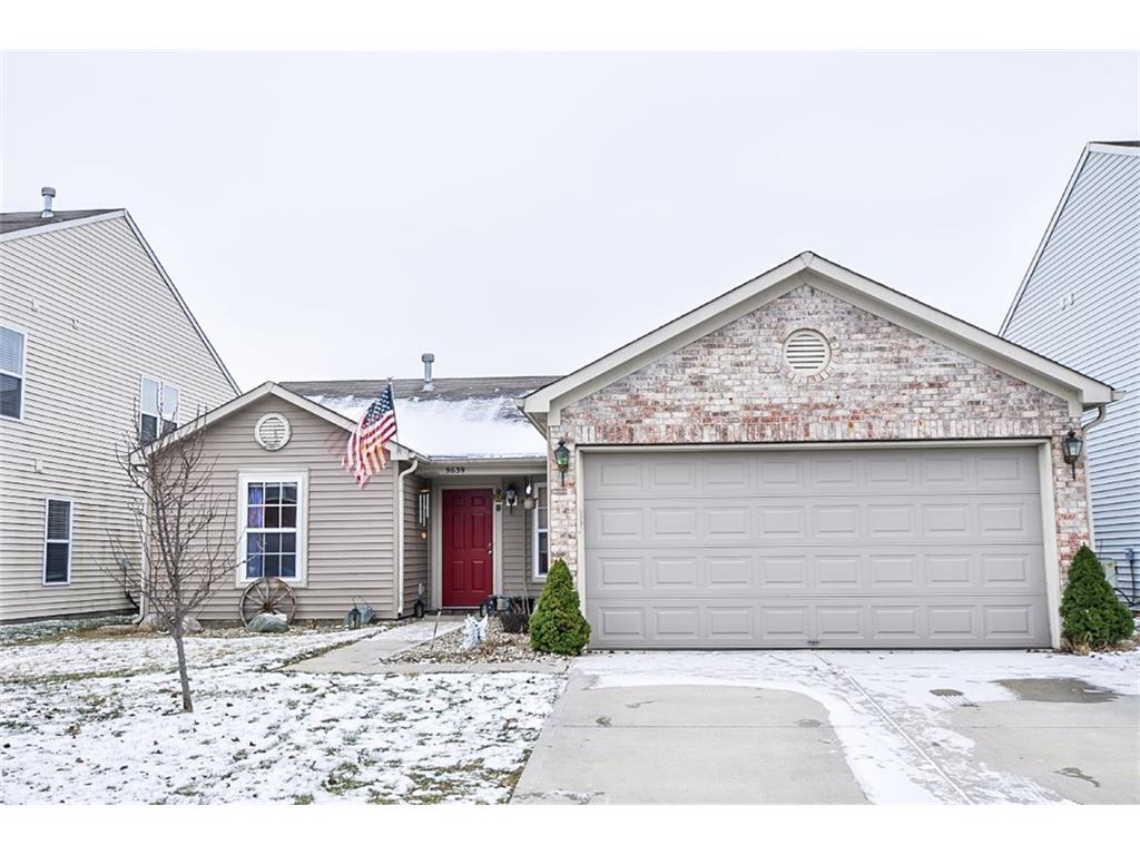 9639 W Quarter Moon Dr, Pendleton, IN 46064 photo 1