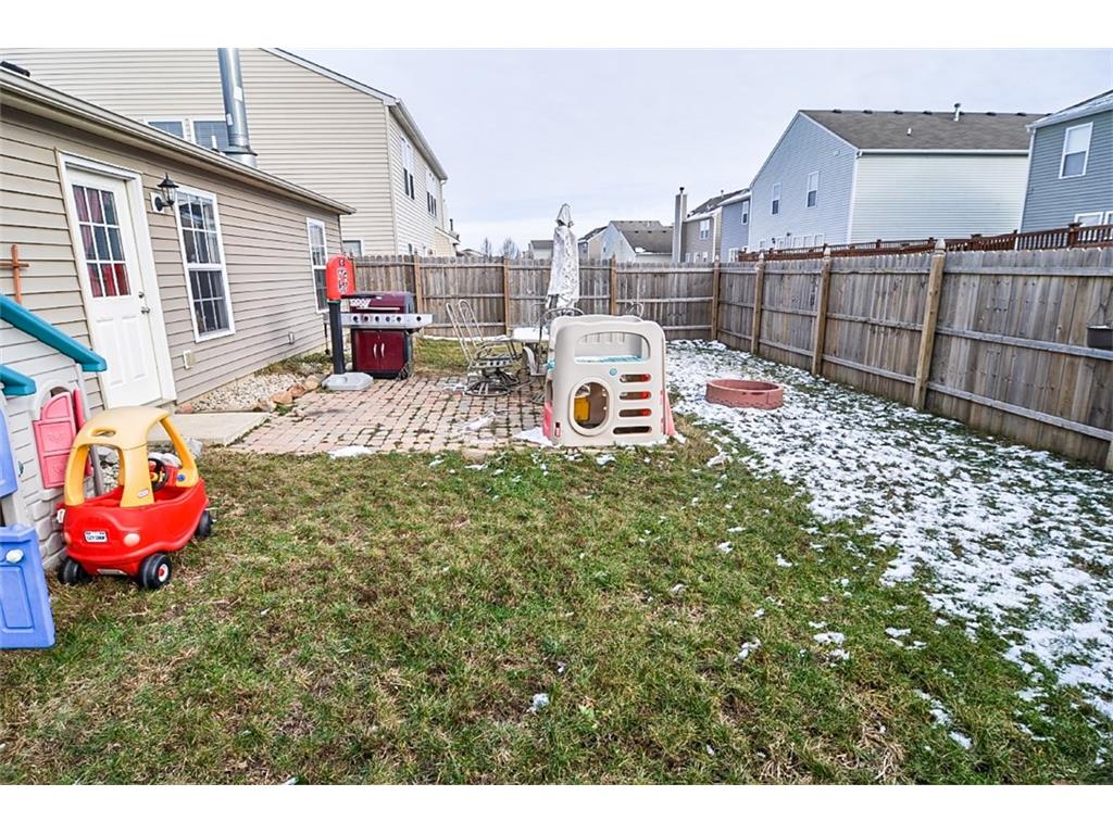 9639 W Quarter Moon Dr, Pendleton, IN 46064 photo 18