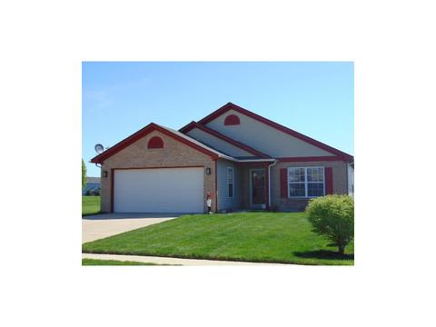 8435 Catchfly Dr, Plainfield, IN 46168 photo 1
