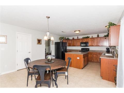 2083 Cold Springs Dr, Pendleton, IN 46064 photo 12