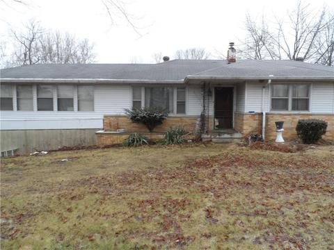 422 E State Road 252, Franklin, IN 46131 photo 1