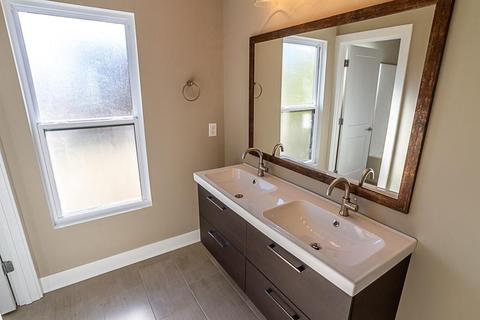 1663 Sheldon Ave, Indianapolis, IN 46218 photo 15