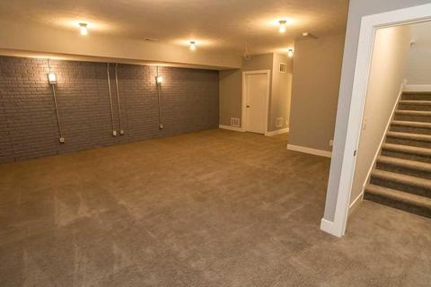 1663 Sheldon Ave, Indianapolis, IN 46218 photo 22