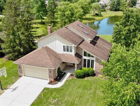 8314 Hampton Cir E, Indianapolis, IN 46256 photo 1