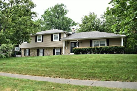 12424 Windsor Dr, Carmel, IN 46033 photo 1