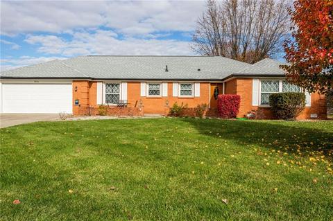 9016 Surrey Dr, Pendleton, IN 46064 photo 1
