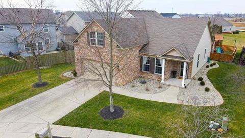 1464 Huntzinger Blvd, Pendleton, IN 46064 photo 2