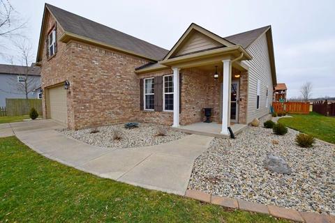 1464 Huntzinger Blvd, Pendleton, IN 46064 photo 4