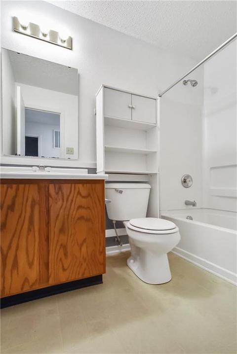 9555 W Constellation Dr, Pendleton, IN 46064 photo 9