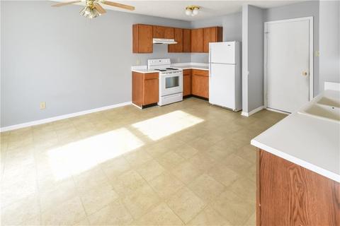 9555 W Constellation Dr, Pendleton, IN 46064 photo 4