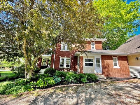 1303 Pearl St, Covington, IN 47932 photo 2