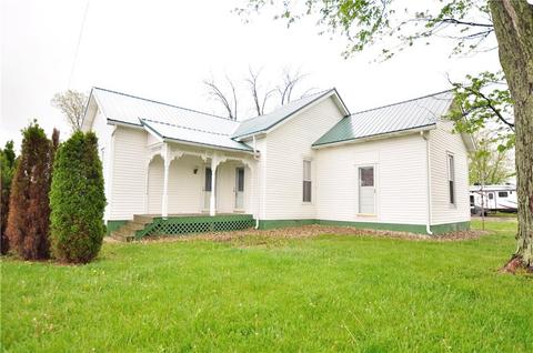 6255 E State St, Columbus, IN 47201 photo 1