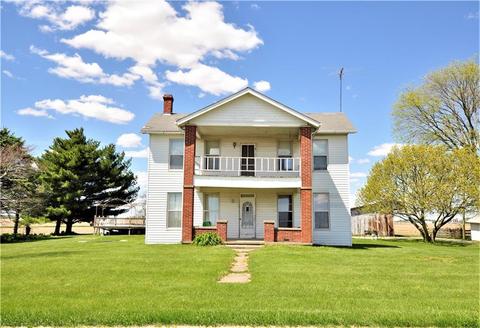 8770 E 800 N, Hope, IN 47246 photo 1