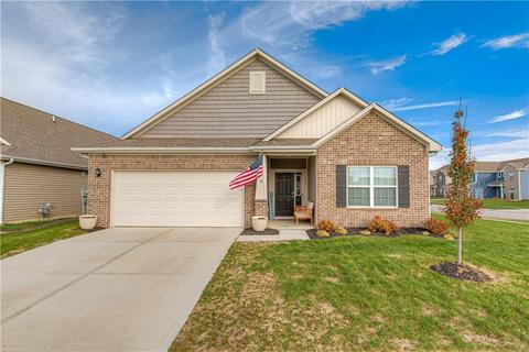 5936 Sheffield Ln Whitestown In 46075 41 Photos Mls 21825125 Movoto