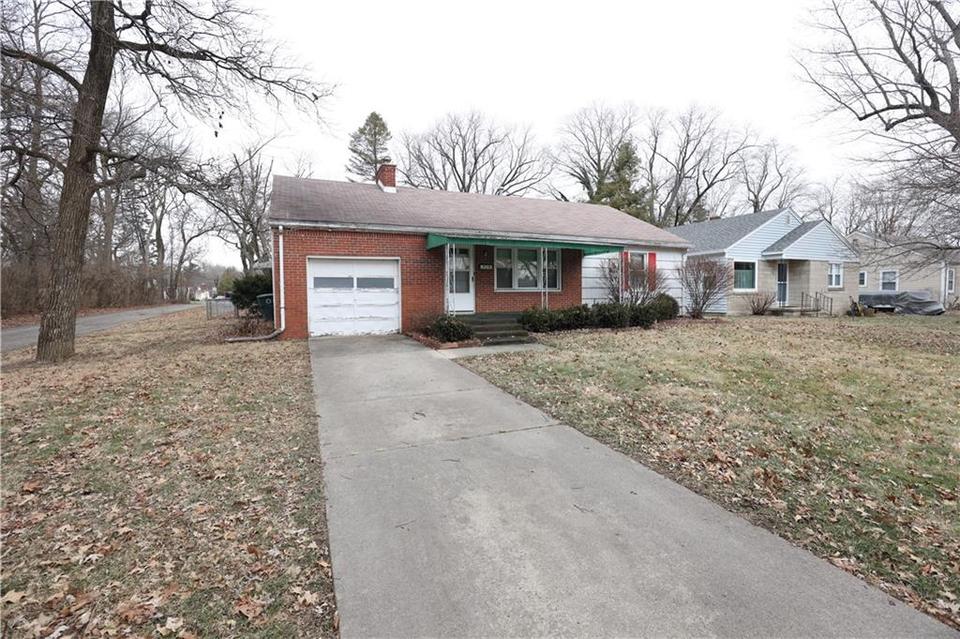 3222 W Fern St, Muncie, IN 47304 26 Photos MLS