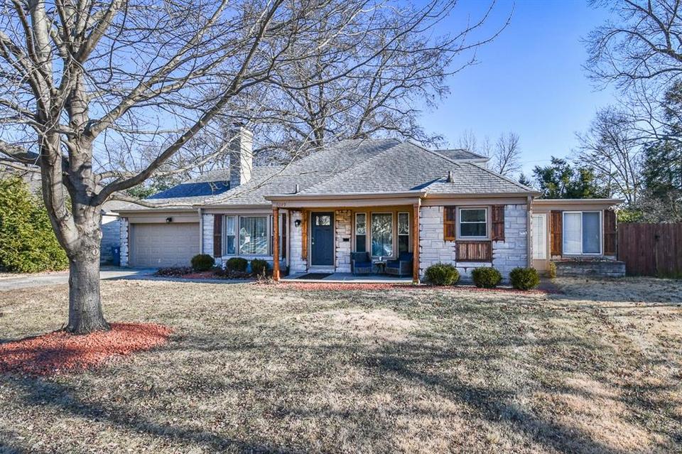 6049 N Meridian St, Indianapolis, IN 46208 33 Photos MLS 21836905 Movoto