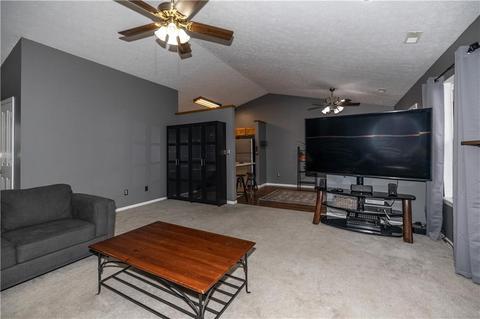 137 Canterbury Rd, Pendleton, IN 46064 photo 8
