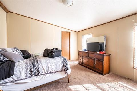 627 Walnut St, Hope, IN 47246 photo 11