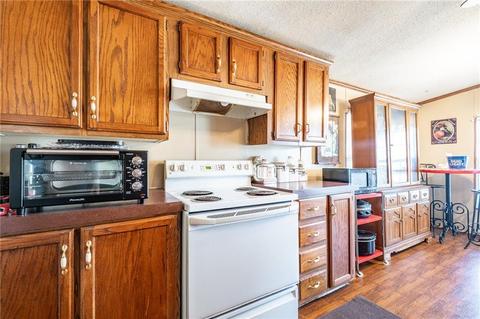 627 Walnut St, Hope, IN 47246 photo 7