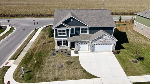 18 N Sedona Dr, Bargersville, IN 46106