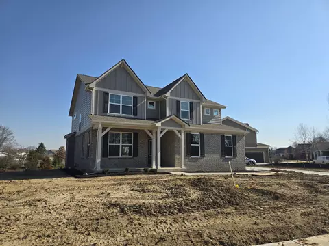5102 Tulip Tree Dr, Noblesville, IN 46062